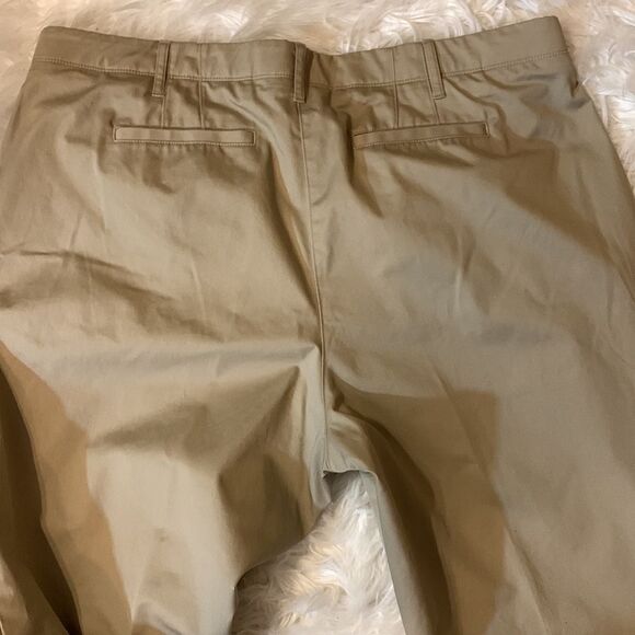 Lands'End Size 20 W khaki pants NWOT - Picture 2 of 9